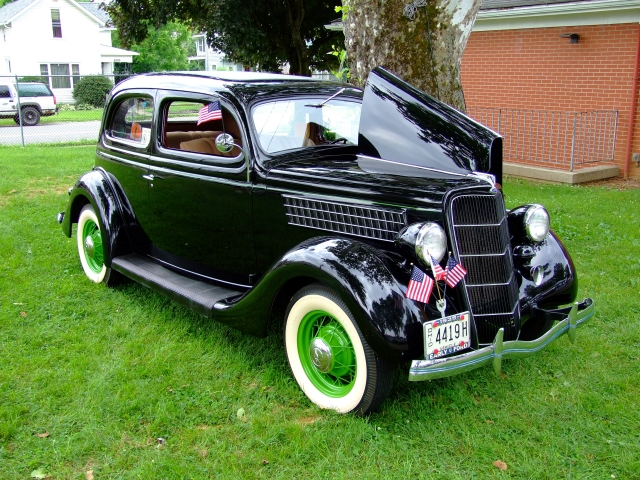 618x457 pixels (312K)